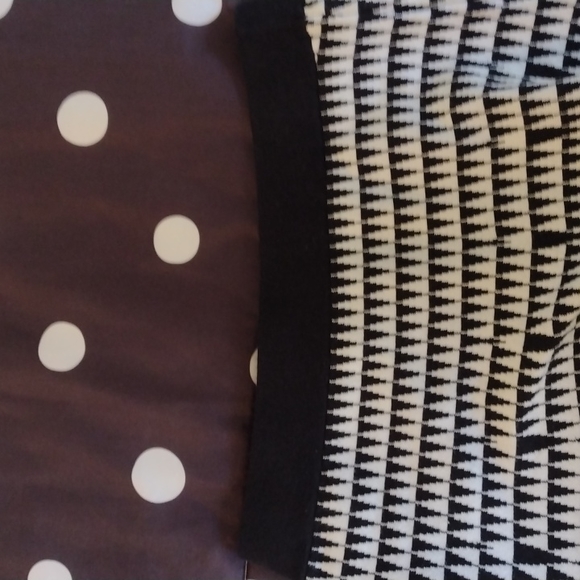 Bebe Black & White Mini Skirt - Picture 7 of 8